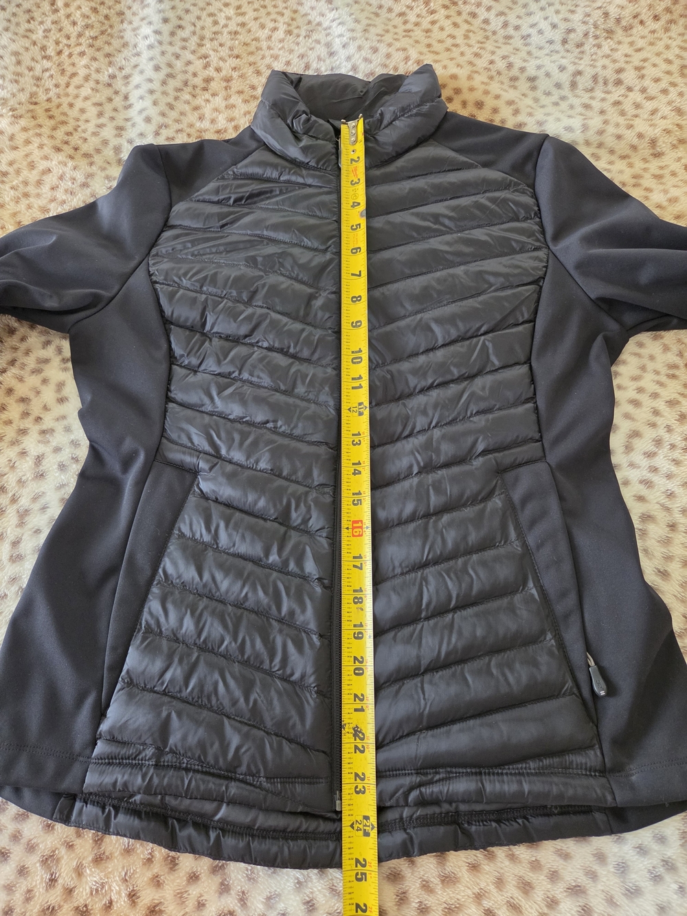 32 Degrees Black Quilted Hybrid Jacket - Picture 5 of 9